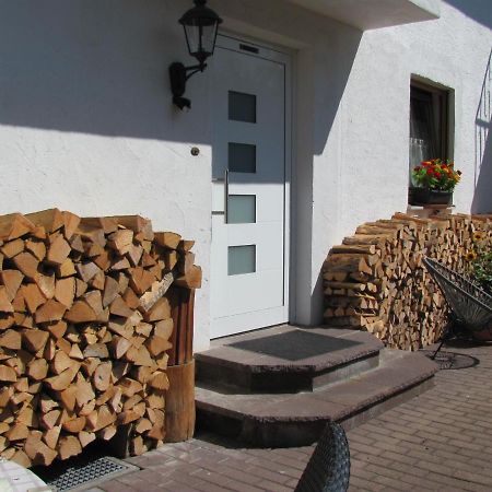 #2 Ruhiges Gemuetliches Ferienzimmer Mit 2 Einzelbetten Gemeinschaftsbad W-Lan Airport Nah Late Night Check In Haus Nr 9,5 Trunkelsberg Екстериор снимка