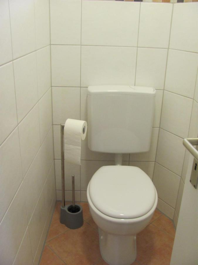 #2 Ruhiges Gemuetliches Ferienzimmer Mit 2 Einzelbetten Gemeinschaftsbad W-Lan Airport Nah Late Night Check In Haus Nr 9,5 Trunkelsberg Екстериор снимка